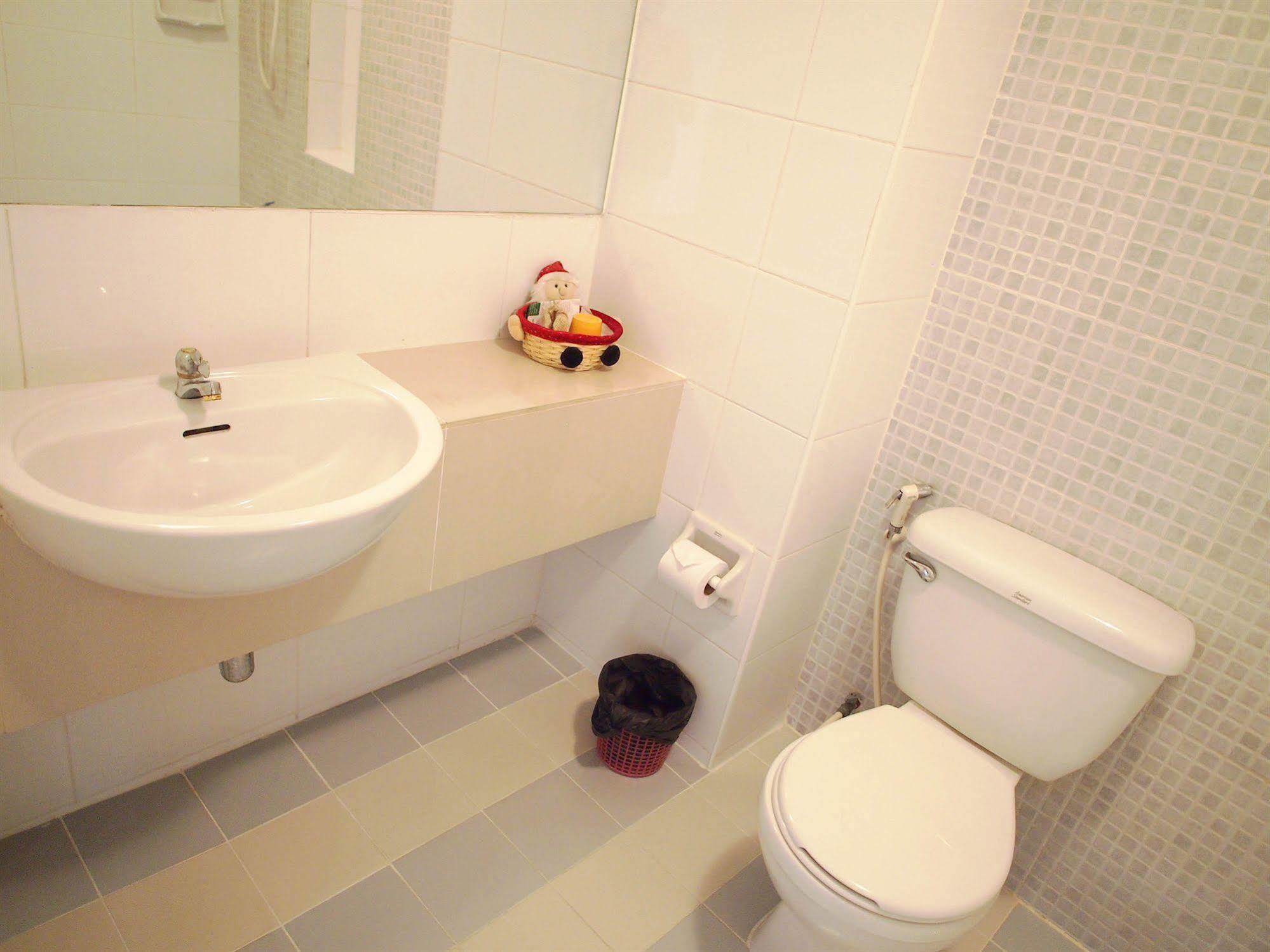 בנגקוק Thanapa Place מראה חיצוני תמונה