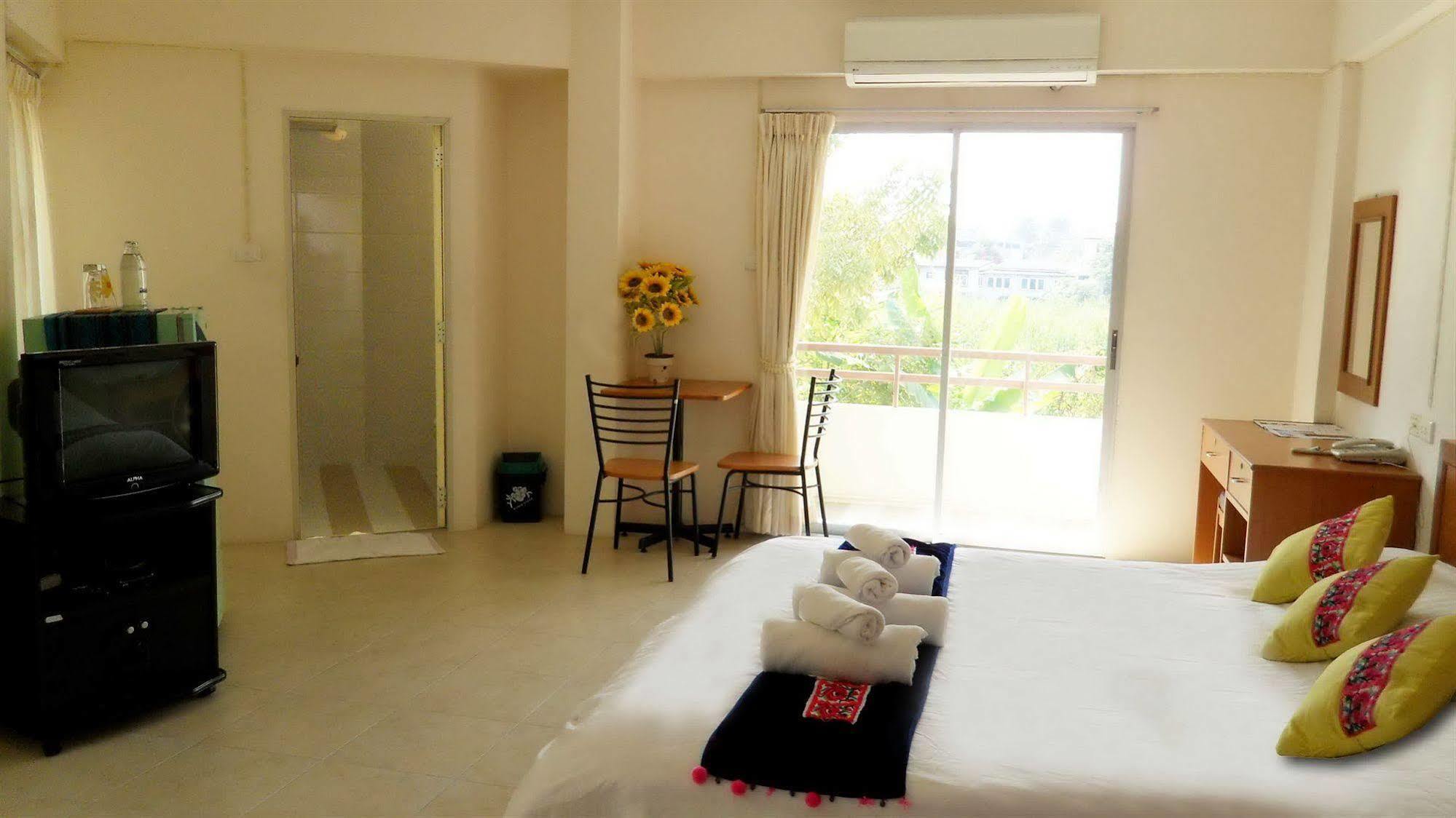 בנגקוק Thanapa Place מראה חיצוני תמונה
